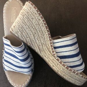 Summer sandal. Blue & white upper, cream rope front & side. Catherine Malandrino